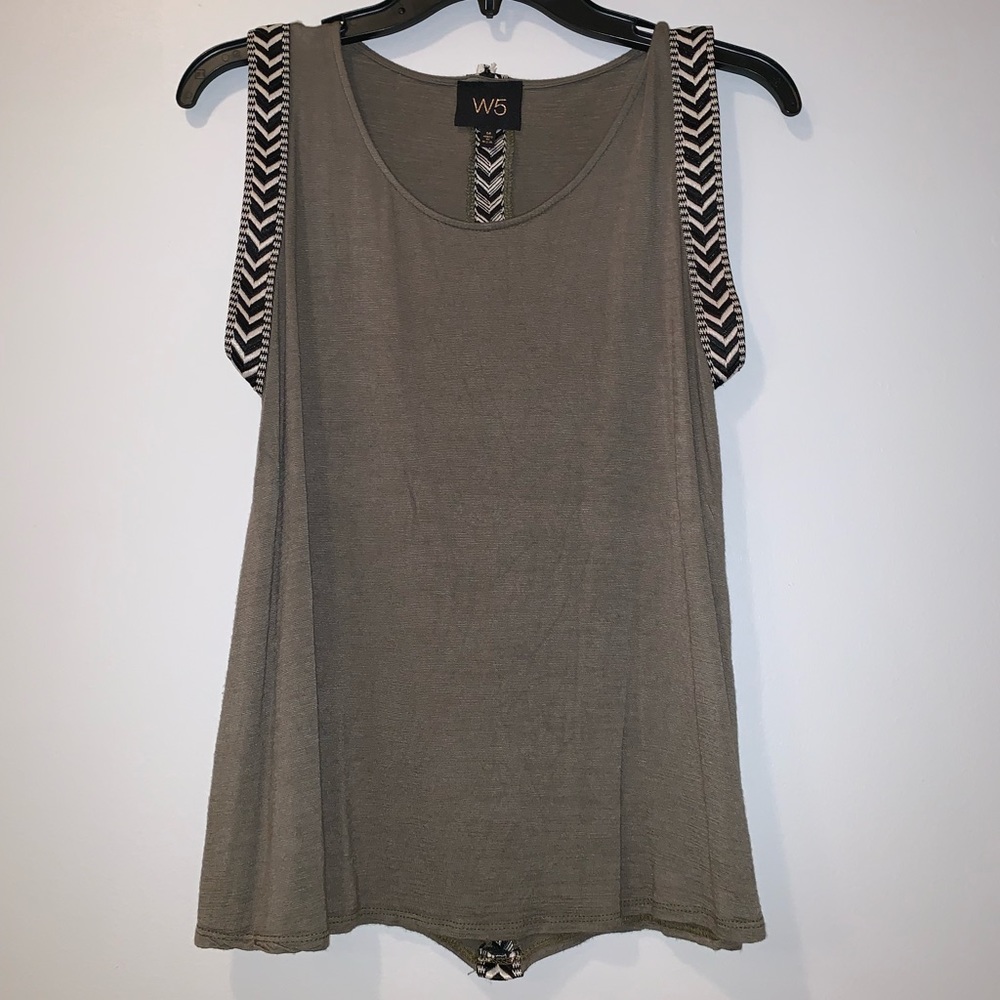 Women’s tank top
